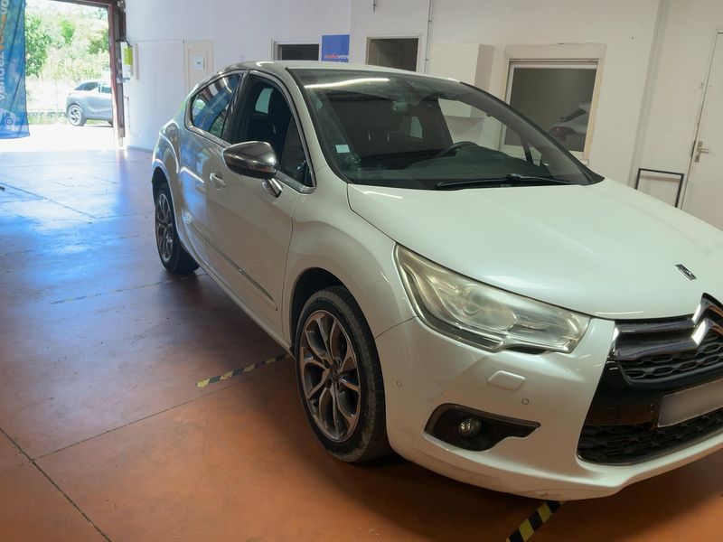 Citroen DS4 2.0 HDi Pure Pearl — zdjęcie 8