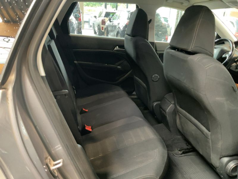 Peugeot 308 1.2 e-THP Allure — zdjęcie 14