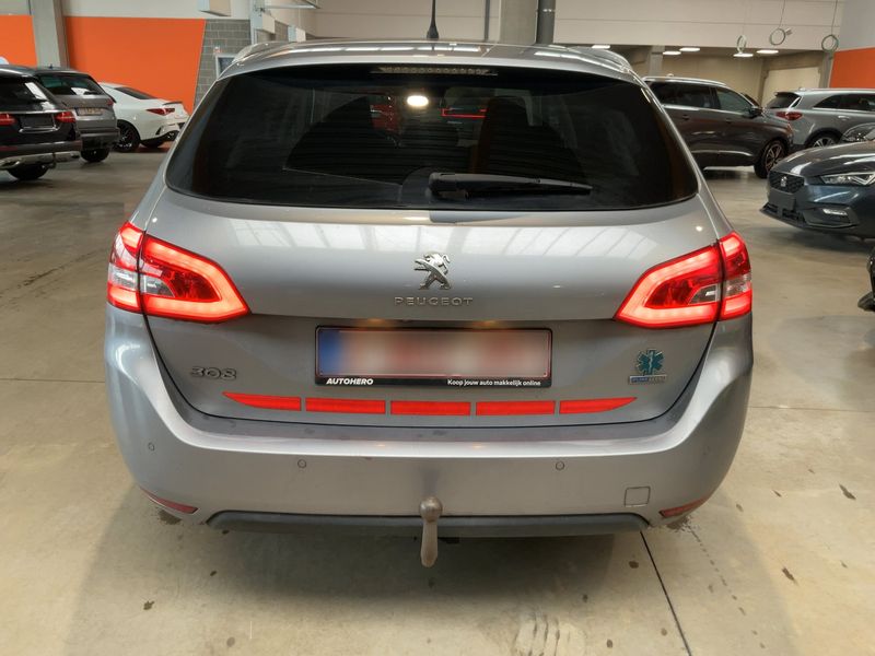 Peugeot 308 1.2 e-THP Allure — zdjęcie 5