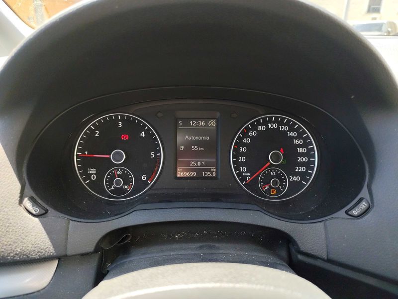 Volkswagen Sharan 2.0 TDI Advance BlueMotion Tech — zdjęcie 12