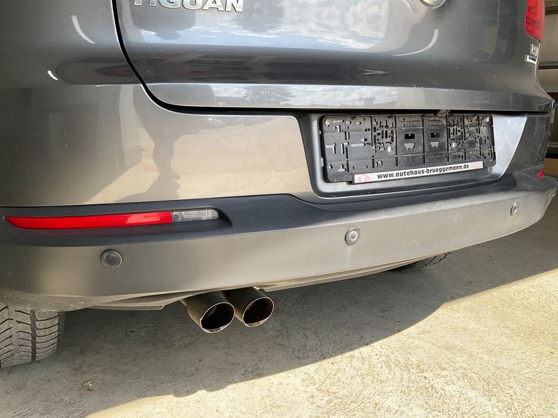 Volkswagen Tiguan 1.4 TSI Sport & Style BlueMotion Tech 2015 – снимка 42