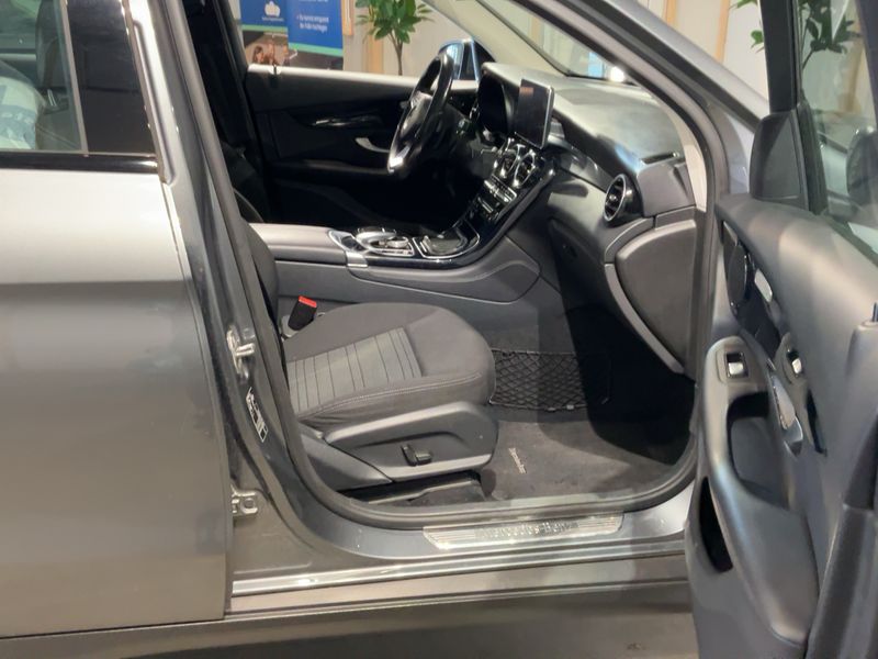 Mercedes-Benz GLC-Klasse GLC 220 4Matic — zdjęcie 11