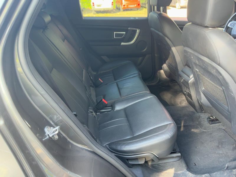 Land Rover Discovery Sport 2.0 Td4 SE AWD 2019 – снимка 19
