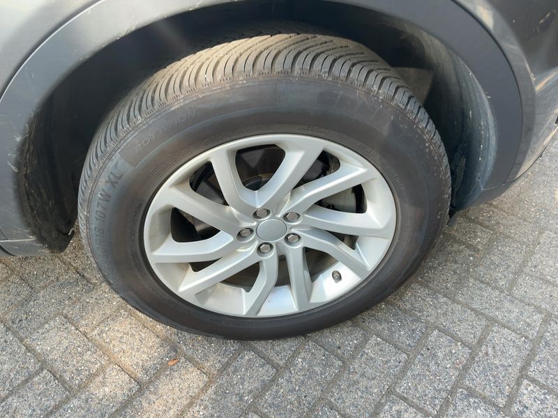 Land Rover Discovery Sport 2.0 Td4 SE AWD 2019 – снимка 11