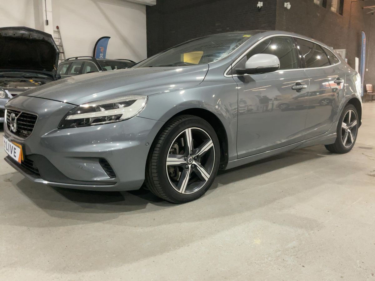 Volvo V40 1.5 R-Design