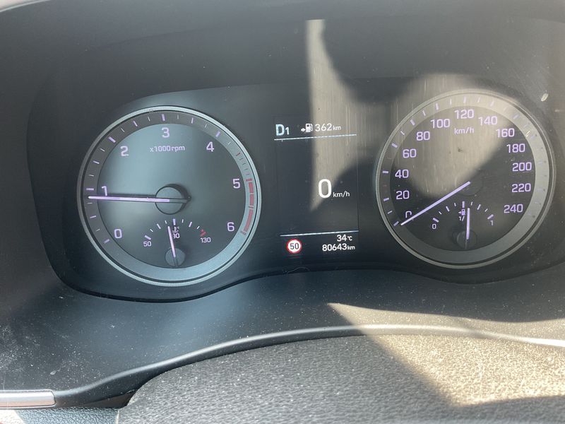 Hyundai Tucson 1.6 CRDi Style 2WD — zdjęcie 13