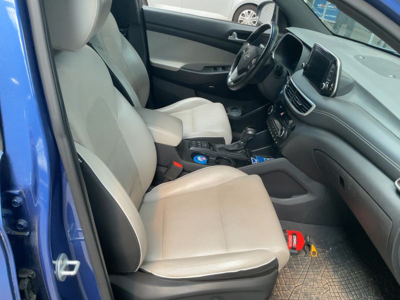 Hyundai Tucson 1.6 CRDi Style 2WD — zdjęcie 11