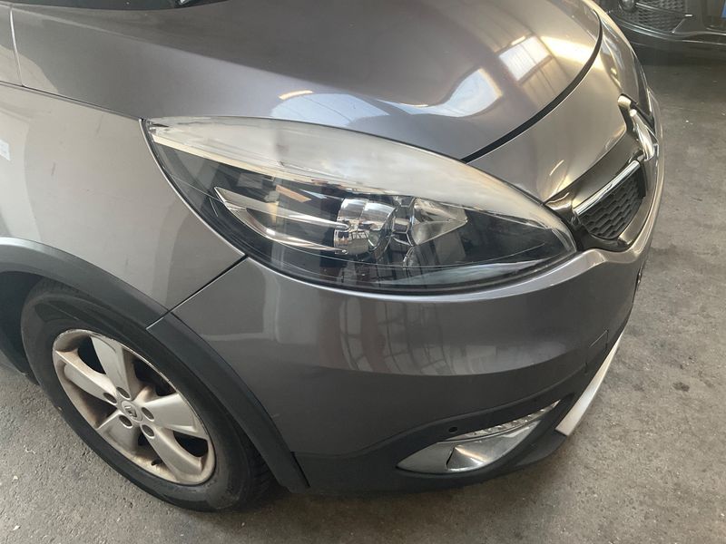 Renault Scenic 1.6 dCi Xmod Bose 2015 – снимка 22