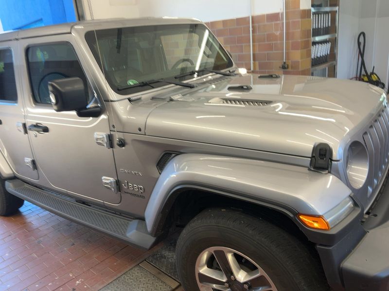 Jeep Wrangler Unlimited 2.0 TGDi Sahara — zdjęcie 8
