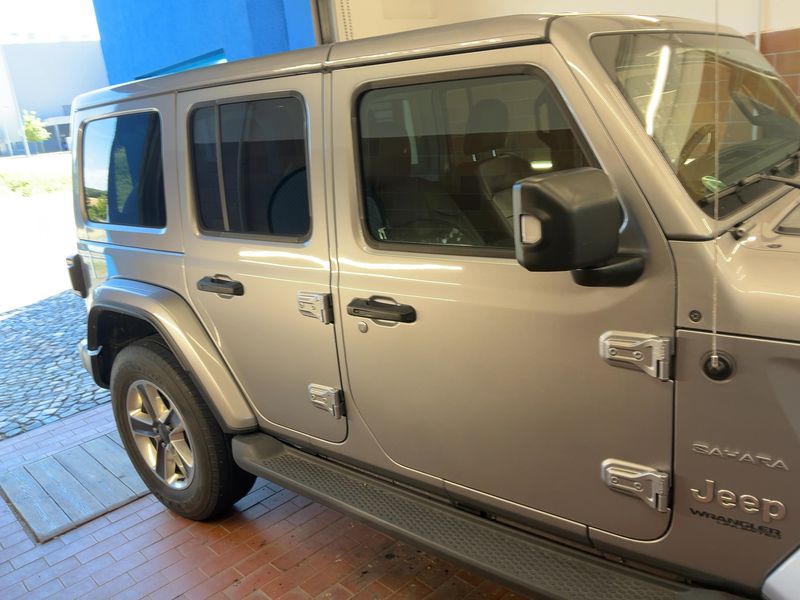 Jeep Wrangler Unlimited 2.0 TGDi Sahara — zdjęcie 7