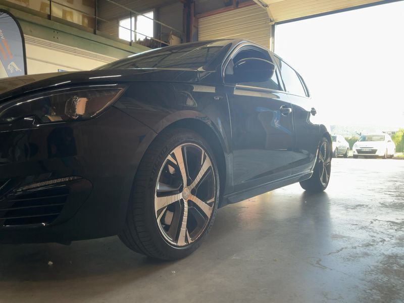 Peugeot 308 1.6 THP GT — zdjęcie 2