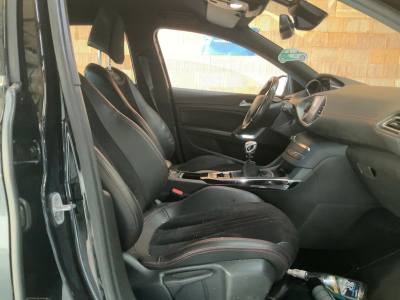 Peugeot 308 1.6 THP GT — zdjęcie 11