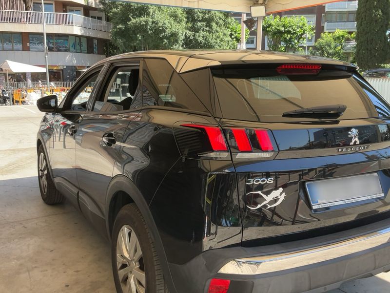 Peugeot 3008 1.6 Blue-HDi Active — zdjęcie 3