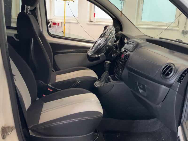 Fiat Qubo 1.4 Dynamic — zdjęcie 11