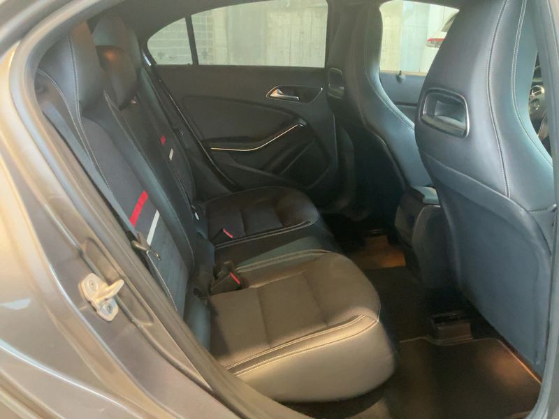 Mercedes-Benz A-Klasse A 180 CDI BlueEfficiency Style 2013 – снимка 19
