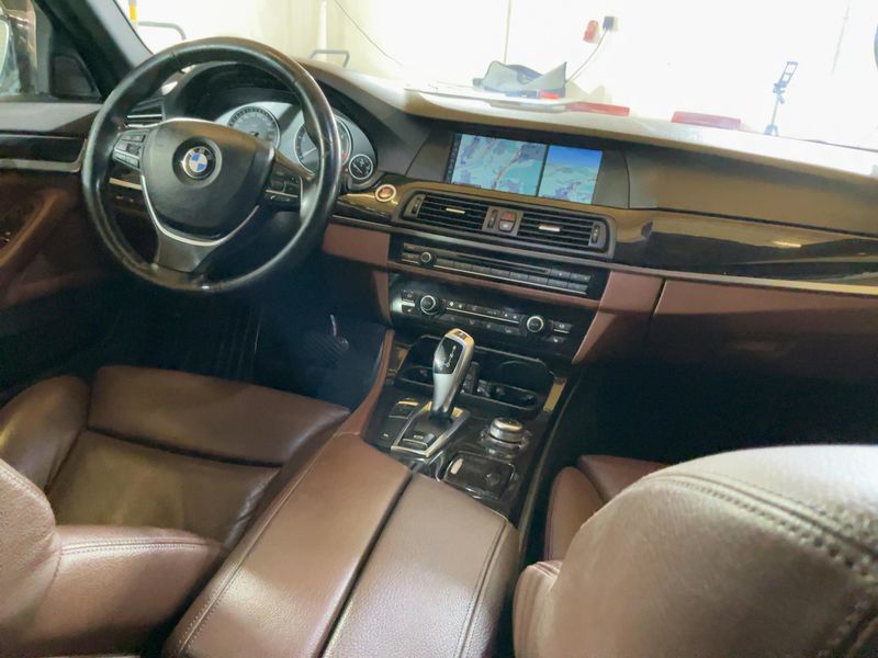 BMW 5er 525d — zdjęcie 12
