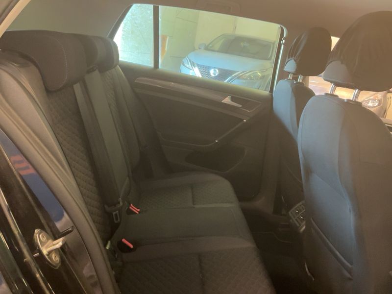 Volkswagen Golf VII 1.6 TDI Join 2019 – снимка 20