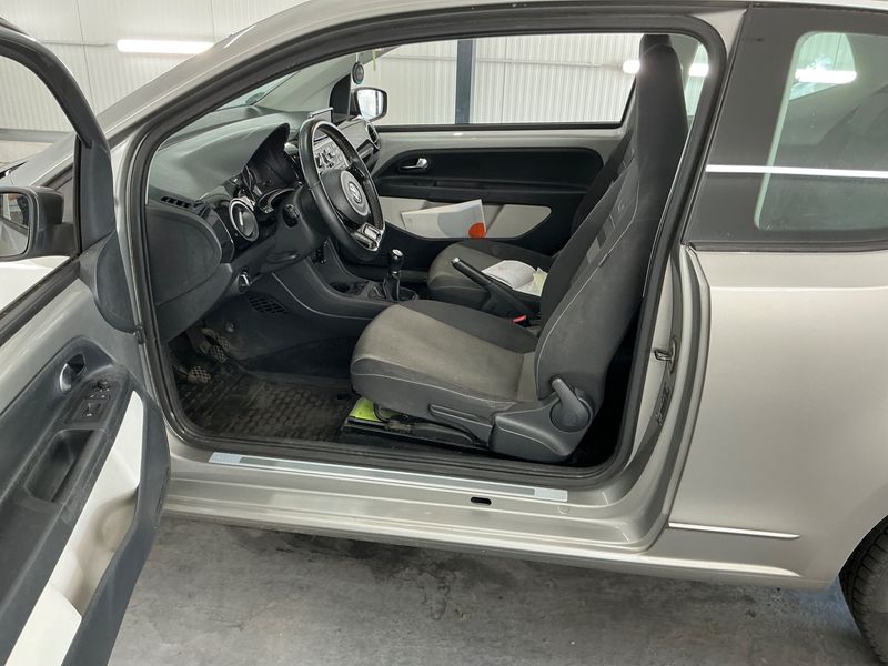 Volkswagen up! 1.0 Cheer up! — zdjęcie 3