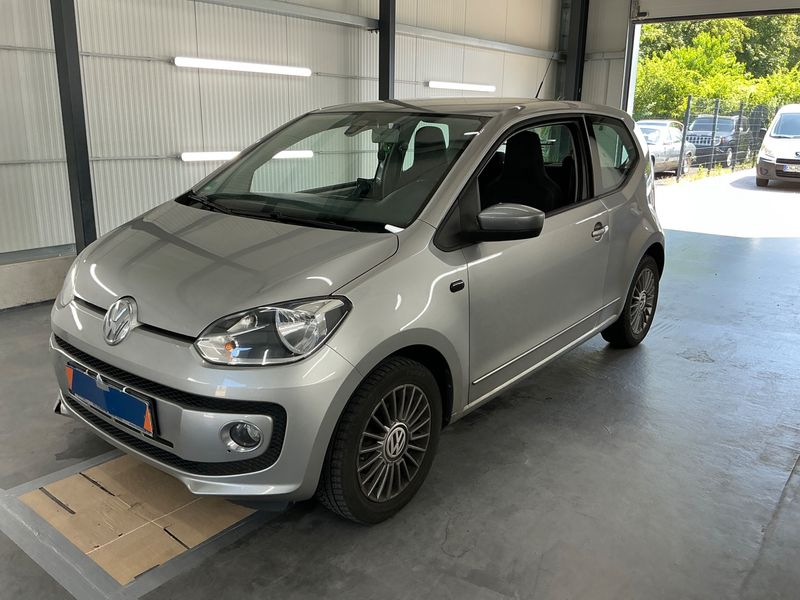 Volkswagen up! 1.0 Cheer up!