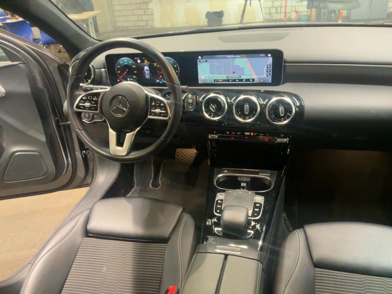 Mercedes-Benz A-Klasse Limousine A 220 Progressive — zdjęcie 12