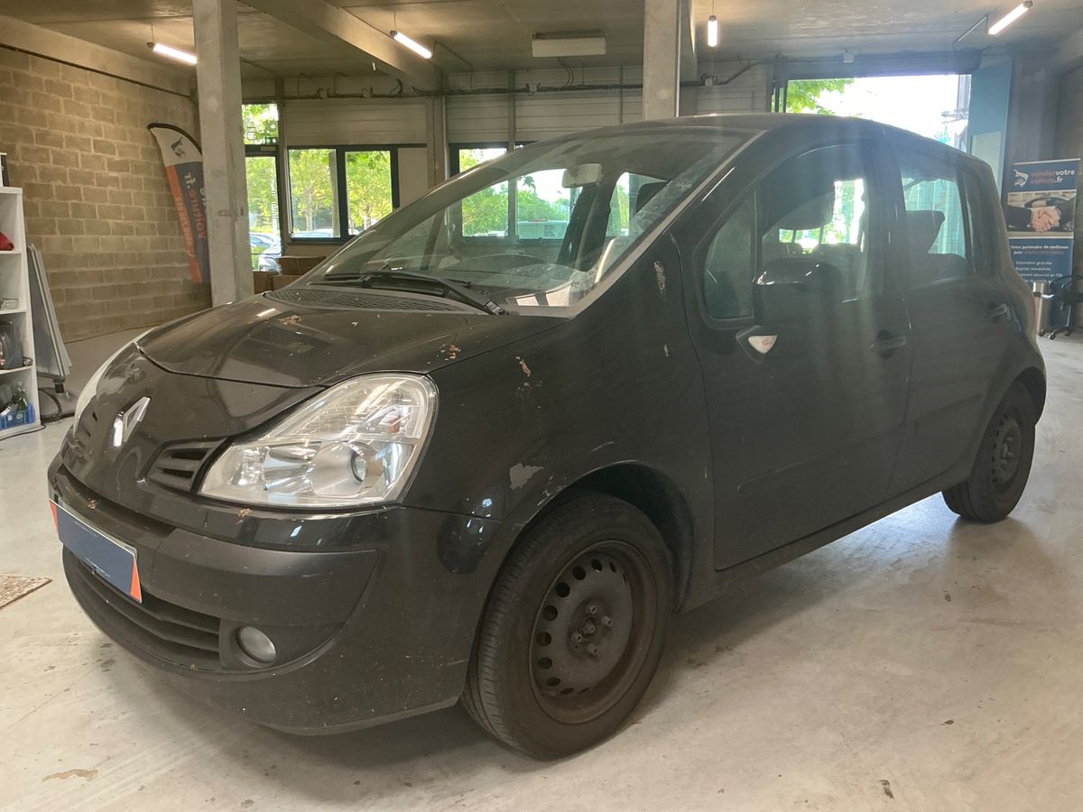 Renault Modus 2010 — photo 1