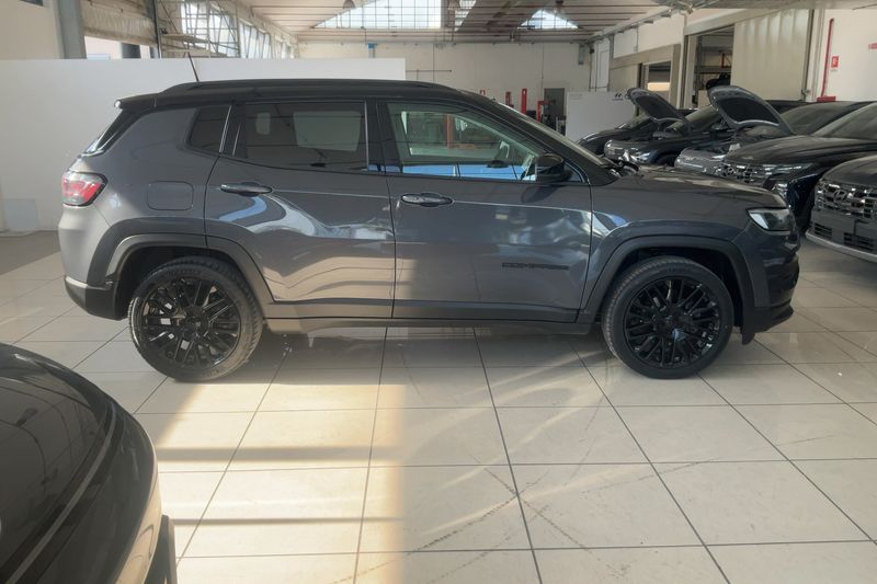 Jeep Compass 1.5 GSE T4 e-Hybrid Night Eagle FWD — zdjęcie 7