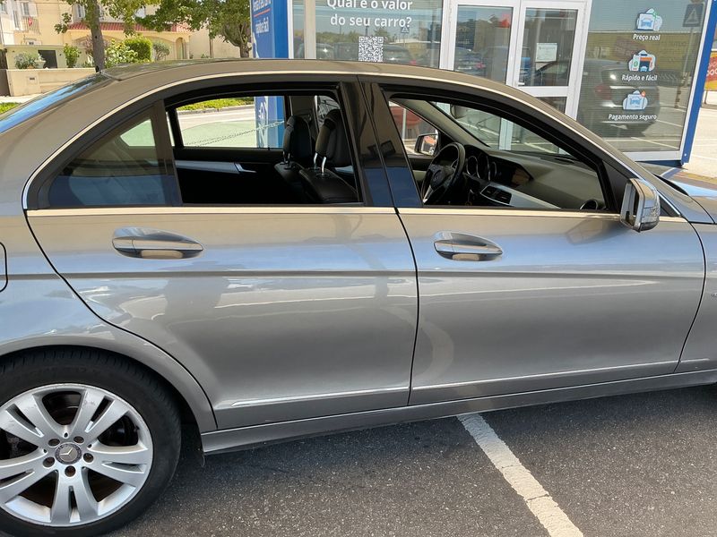 Mercedes-Benz C-Klasse C 220 CDI BlueEfficiency Avantgarde 2012 – снимка 10