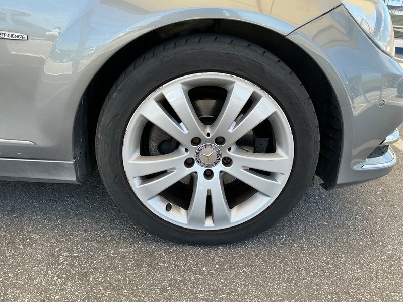 Mercedes-Benz C-Klasse C 220 CDI BlueEfficiency Avantgarde 2012 – снимка 11