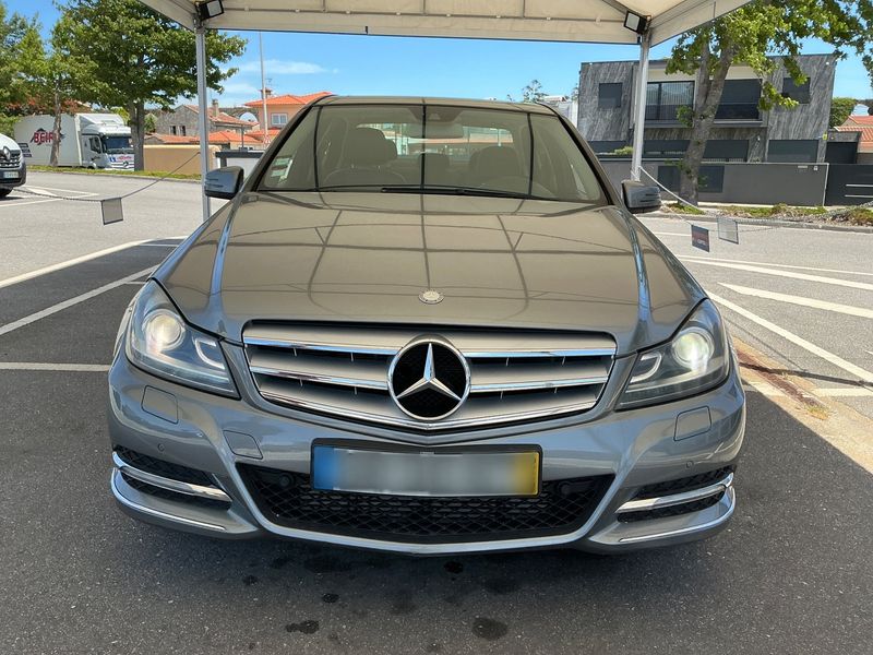 Mercedes-Benz C-Klasse C 220 CDI BlueEfficiency Avantgarde 2012 – снимка 14