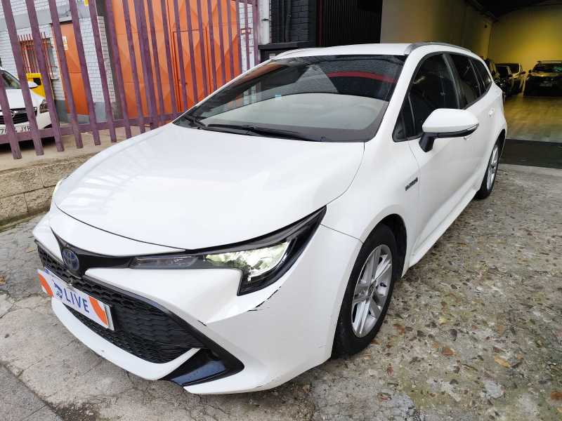 Toyota Corolla 1.8 Hybrid Business Edition photo Toyota Corolla 1.8 Hybrid Business Edition