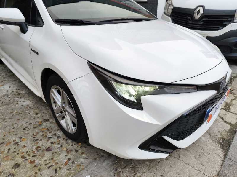 Toyota Corolla 1.8 Hybrid Business Edition photo Toyota Corolla 1.8 Hybrid Business Edition