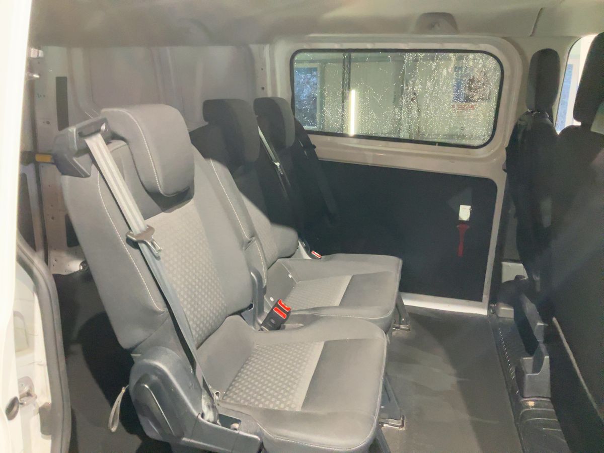 Ford Transit 2021 — photo 20