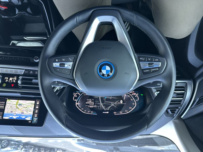 BMW X3 xDrive 30e — zdjęcie 11