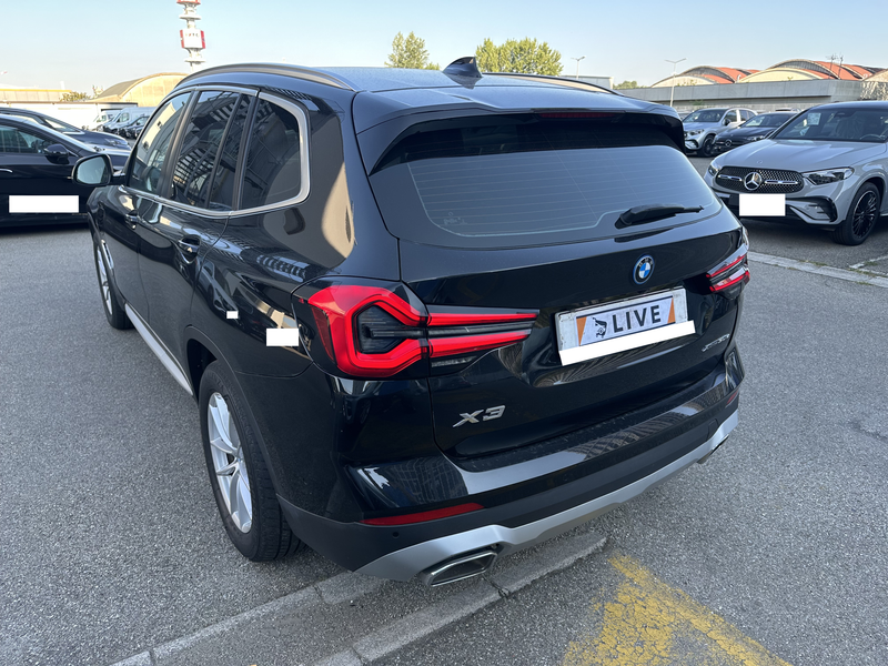 BMW X3 xDrive 30e — zdjęcie 3