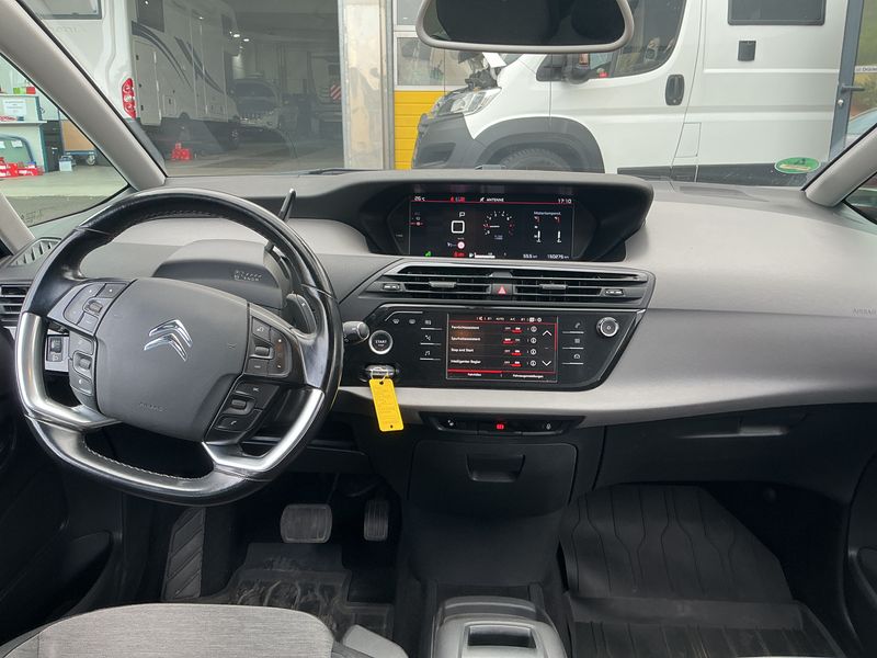 Citroen C4 Grand Picasso 1.6 Blue-HDi Selection — zdjęcie 11