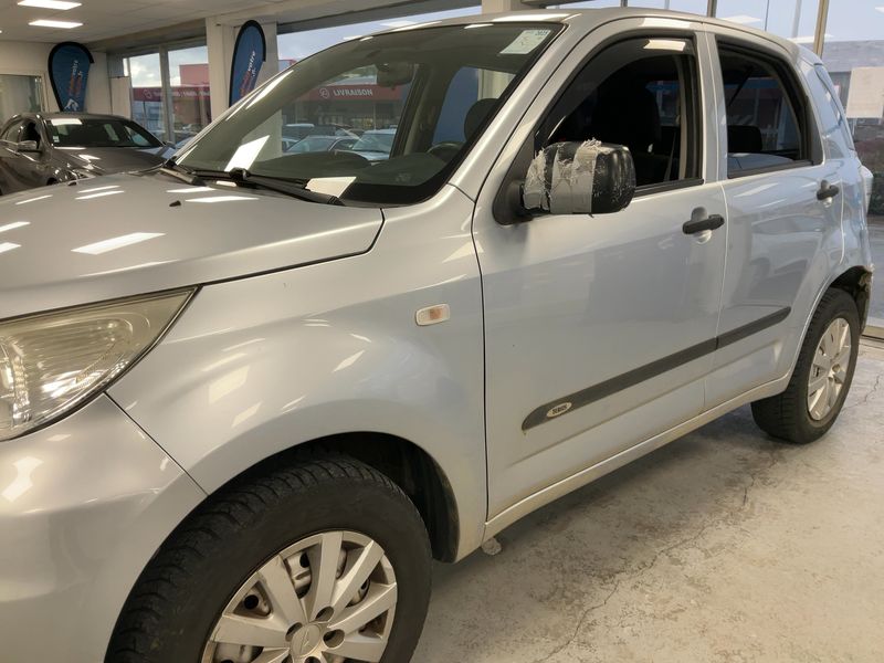 Daihatsu Terios 1.5 Pioneer — zdjęcie 2