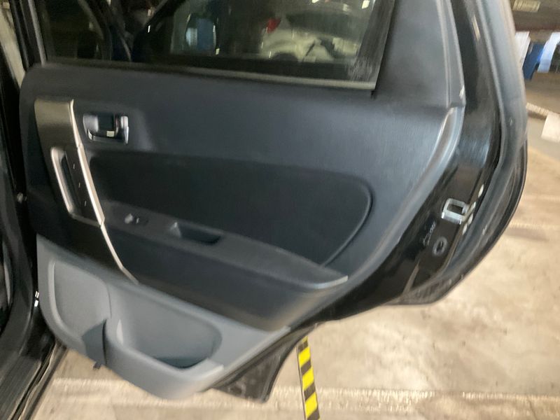 Daihatsu Terios 1.5 Hiro 4WD 2010 – снимка 28