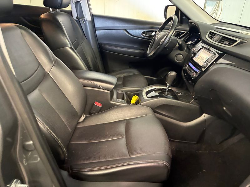 Nissan X-Trail 1.6 dCi 360 — zdjęcie 10