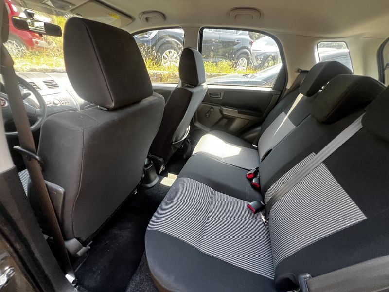 Fiat Sedici 1.6 Dynamic 4x4 — zdjęcie 13