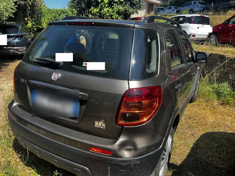 Fiat Sedici 1.6 Dynamic 4x4 — zdjęcie 5