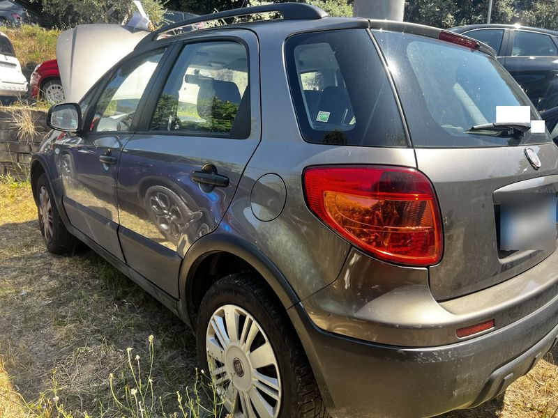 Fiat Sedici 1.6 Dynamic 4x4 — zdjęcie 3