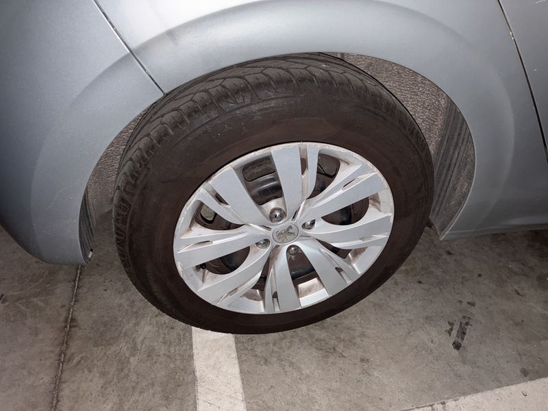 Peugeot 208 1.2 e-VTi Active 2014 – снимка 28