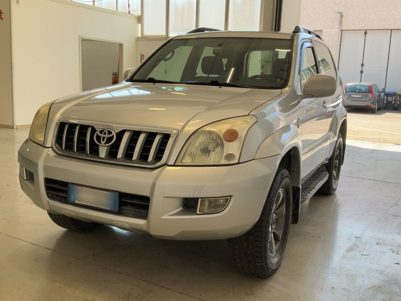 Toyota Land Cruiser 3.0 D-4D C
