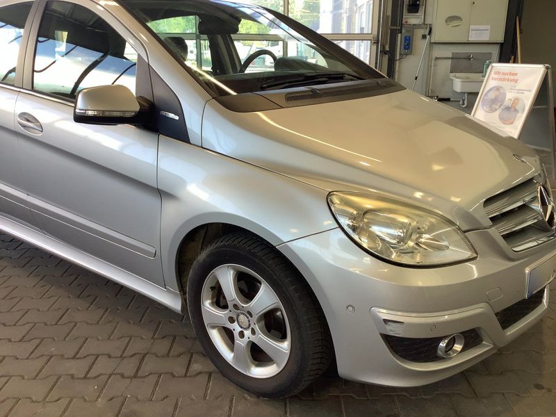 Mercedes-Benz B-Klasse B 180 — zdjęcie 8