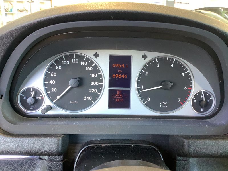 Mercedes-Benz B-Klasse B 180 — zdjęcie 13