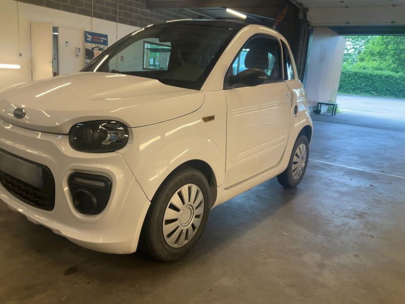 Ligier Microcar 0.5 Diesel Due Initial — zdjęcie 2