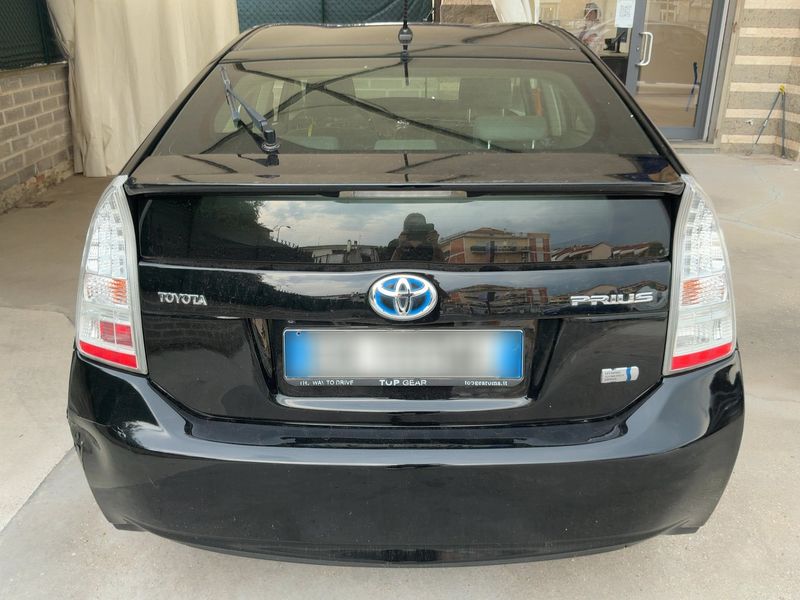 Toyota Prius 1.8 Life 2011 – снимка 7