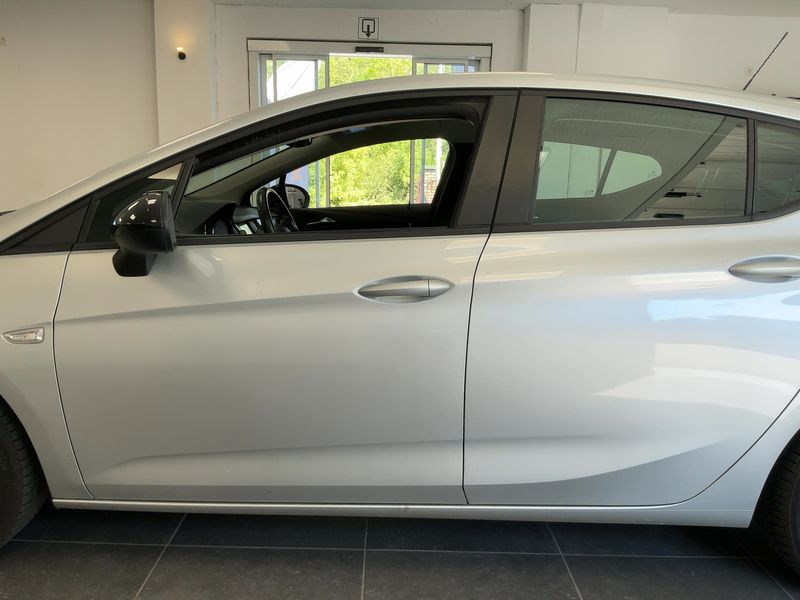 Opel Astra 1.2 Turbo Edition Start/Stop — zdjęcie 4
