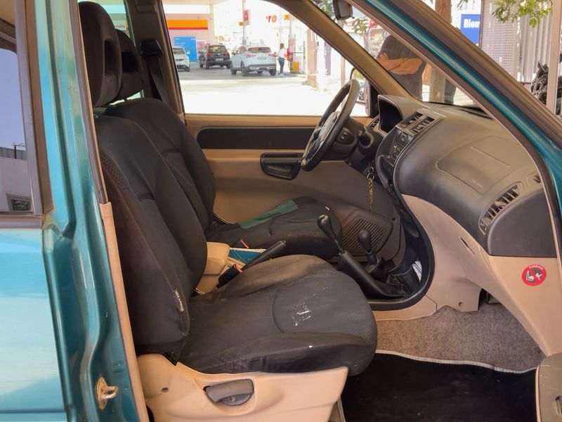 Nissan Terrano 3.0 TD Comfort — zdjęcie 11