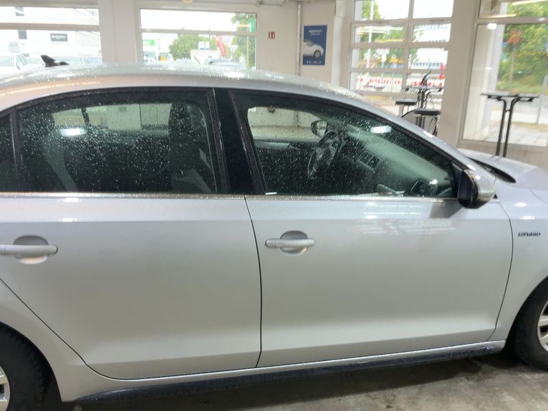 Volkswagen Jetta 1.4 TSI Hybrid Comfortline — zdjęcie 7